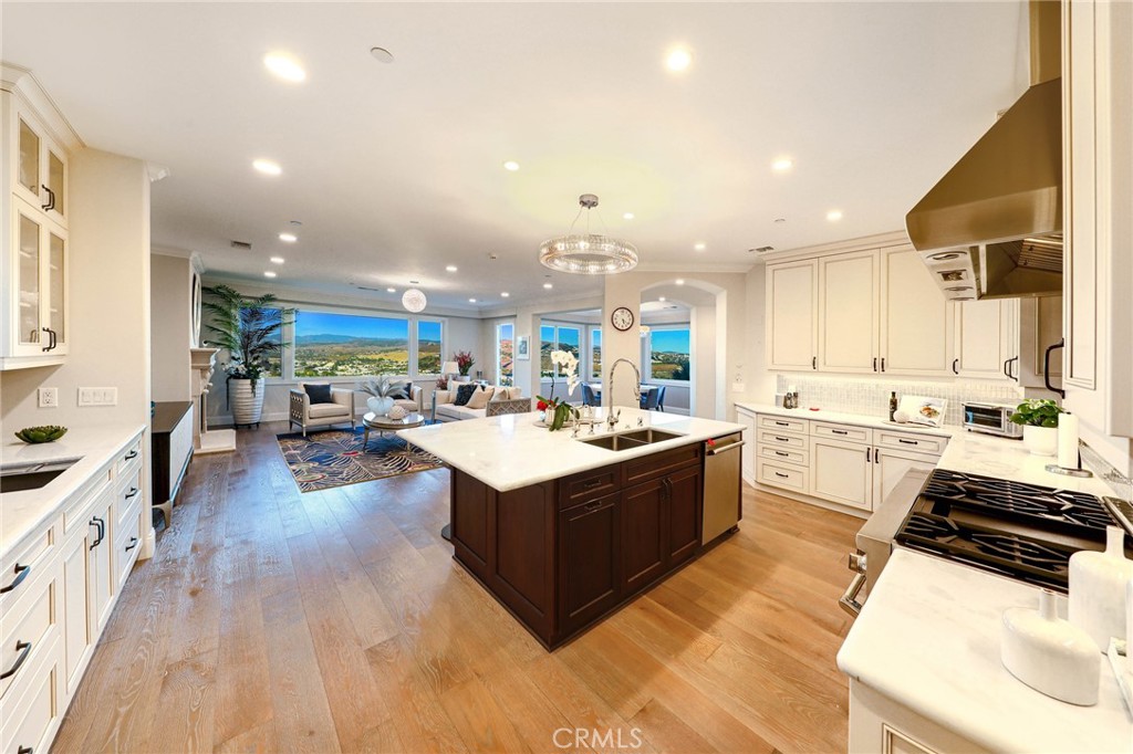 33612 Holtz Hill Road