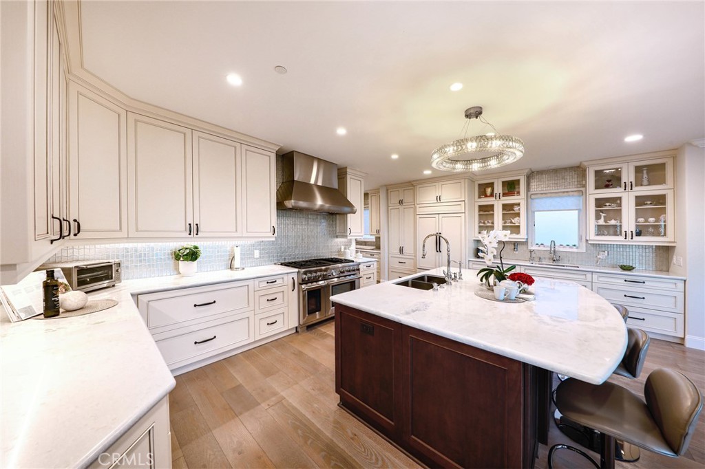 33612 Holtz Hill Road