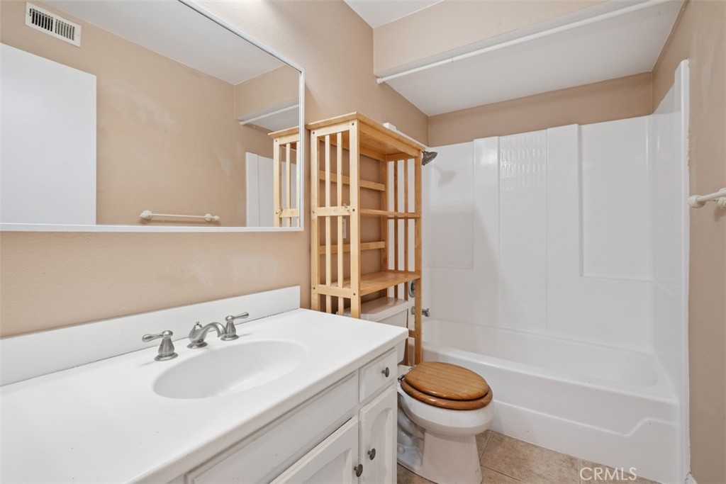 31272 W Nine Drive 3RF