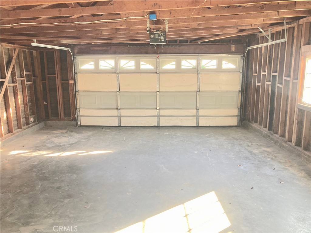 3433 Driftwood Drive