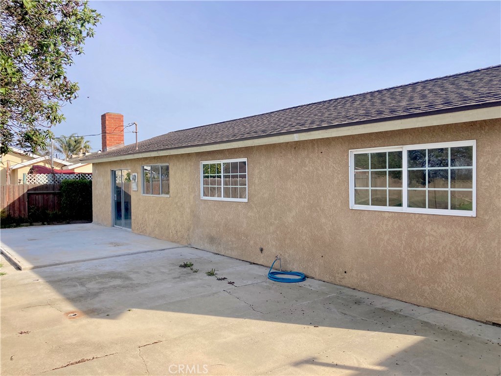 3433 Driftwood Drive