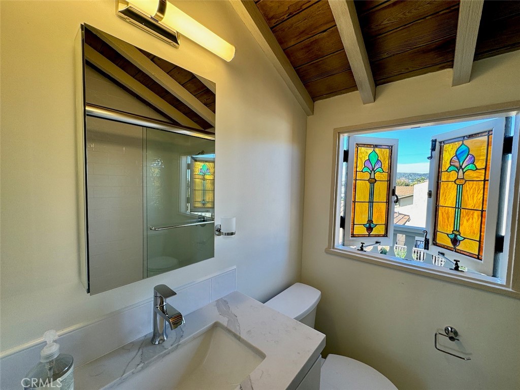 1160 Glenneyre Street