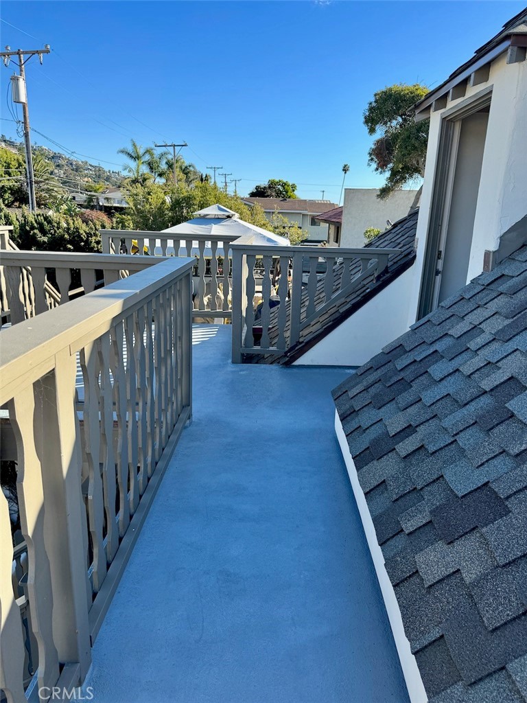 1160 Glenneyre Street