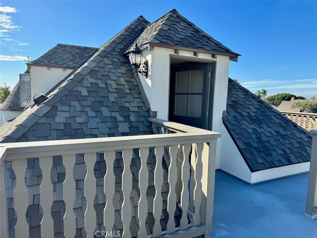 1160 Glenneyre Street