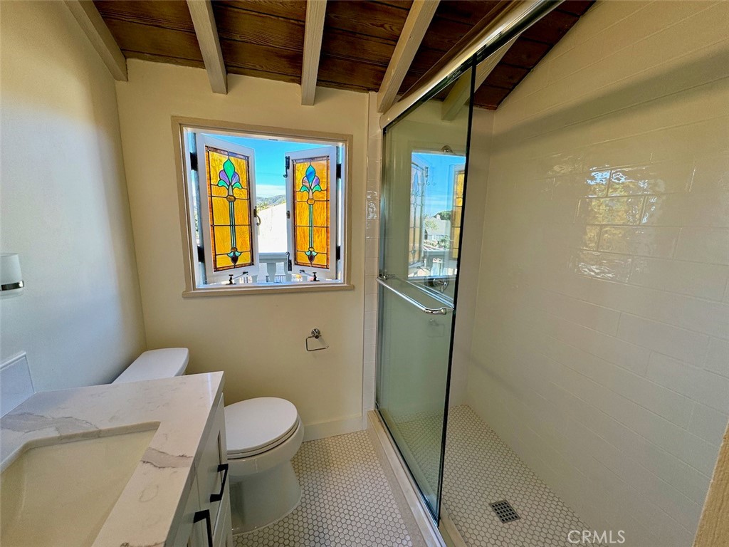 1160 Glenneyre Street