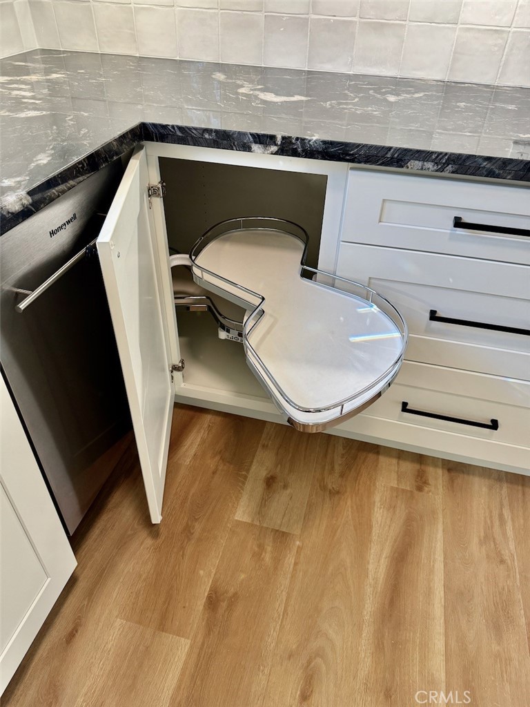 1160 Glenneyre Street