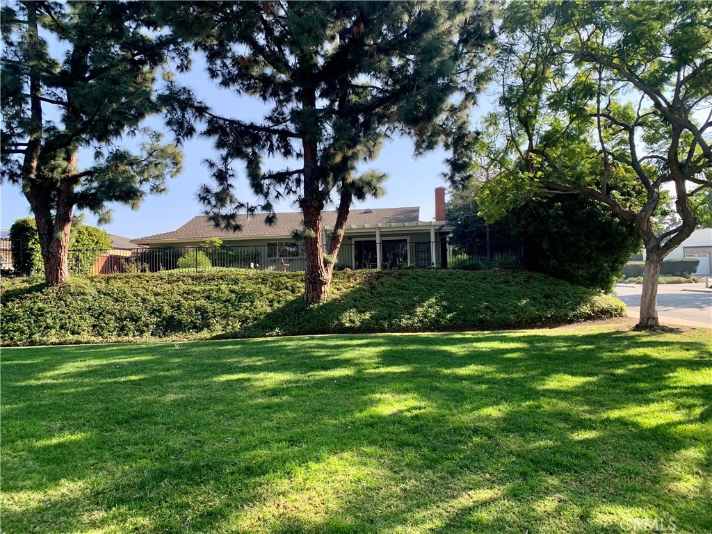 23211 Meadowbrook Circle