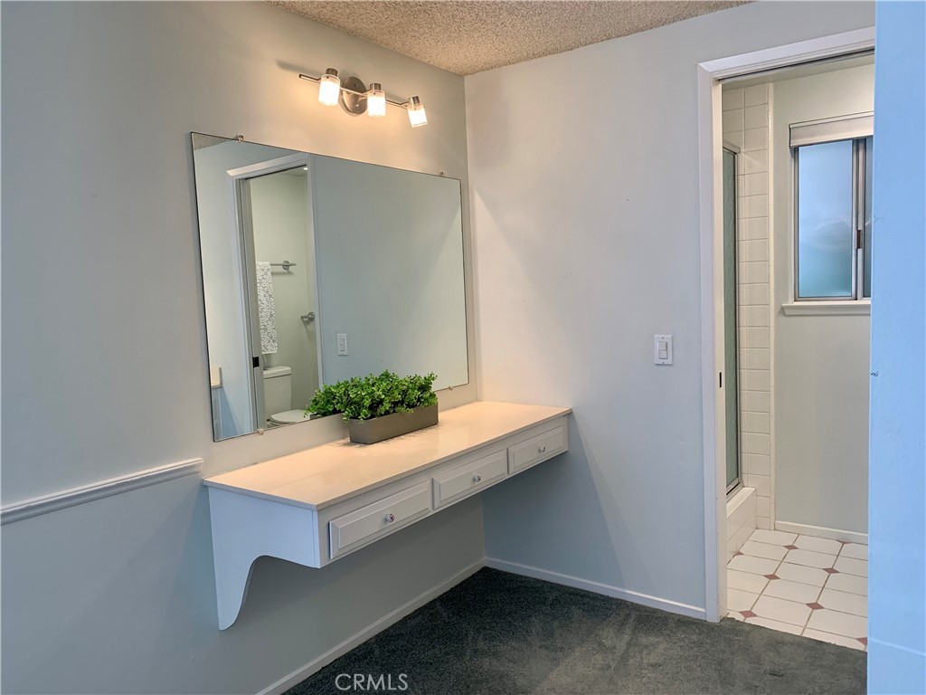 23211 Meadowbrook Circle