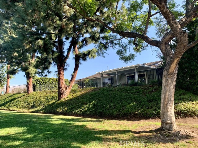 23211 Meadowbrook CIR