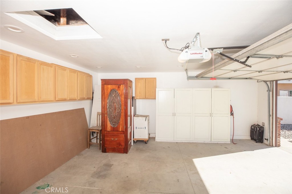 1164 Spruce Street