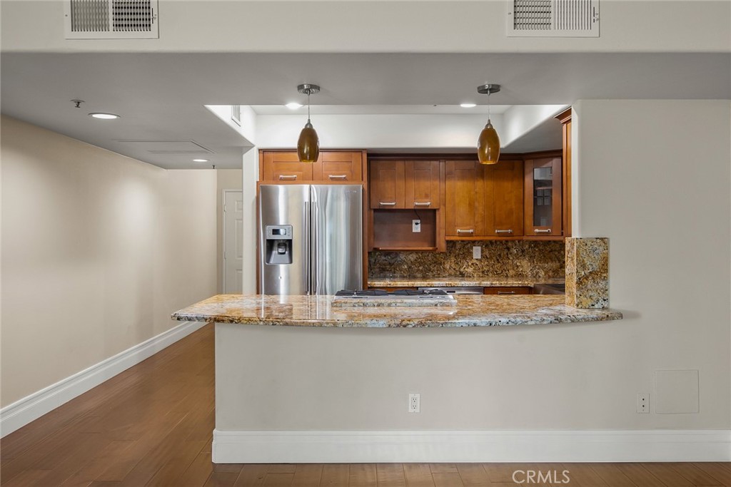 200 Pacific Coast Highway 111