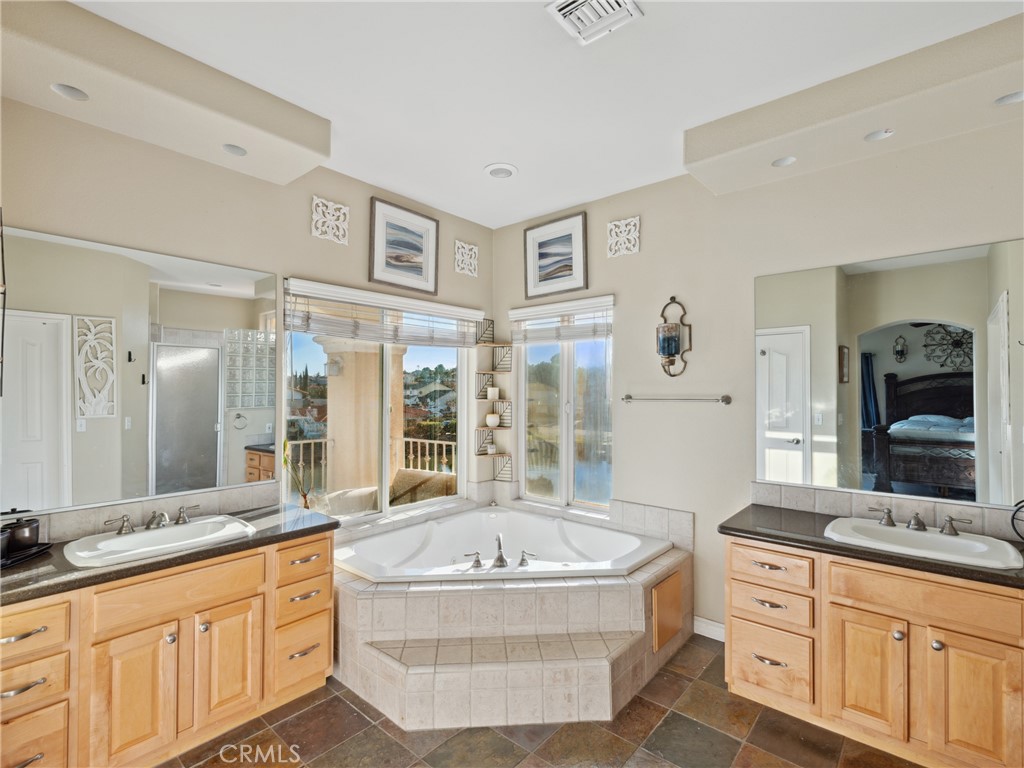 17845 Lakeview Drive