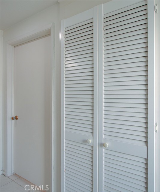 2212 Via Mariposa Unit: B