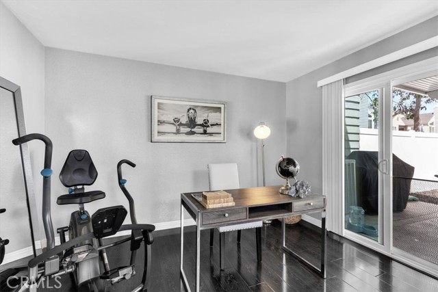 15 Pineoak Unit: 100