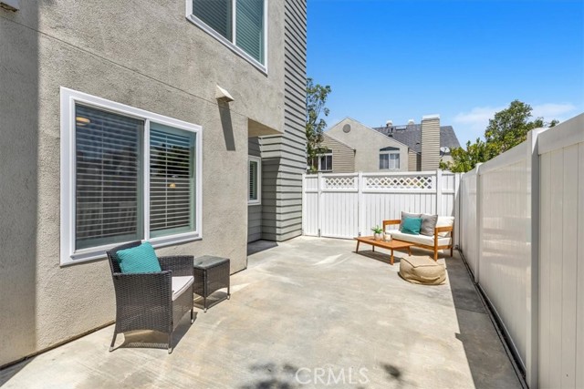 15 Pineoak Unit: 100