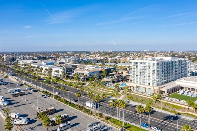 200 Pacific Coast HWY Unit: 211