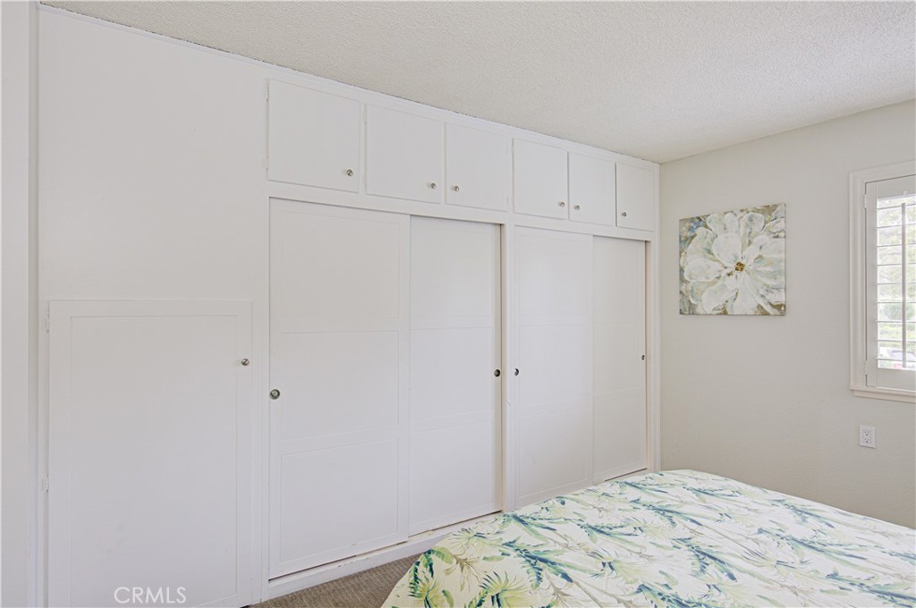 558 Avenida Sevilla C