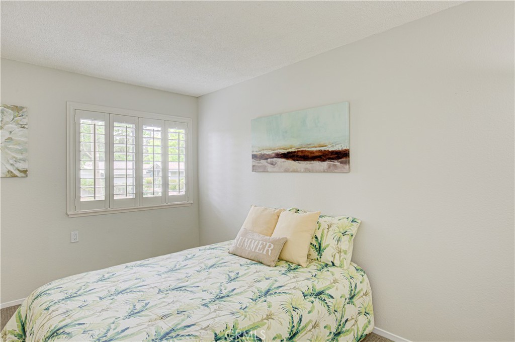 558 Avenida Sevilla C