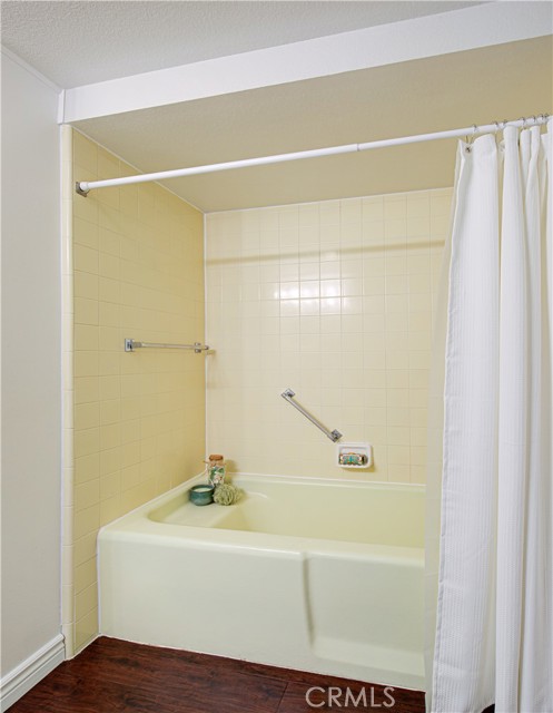 558 Avenida Sevilla Unit: C