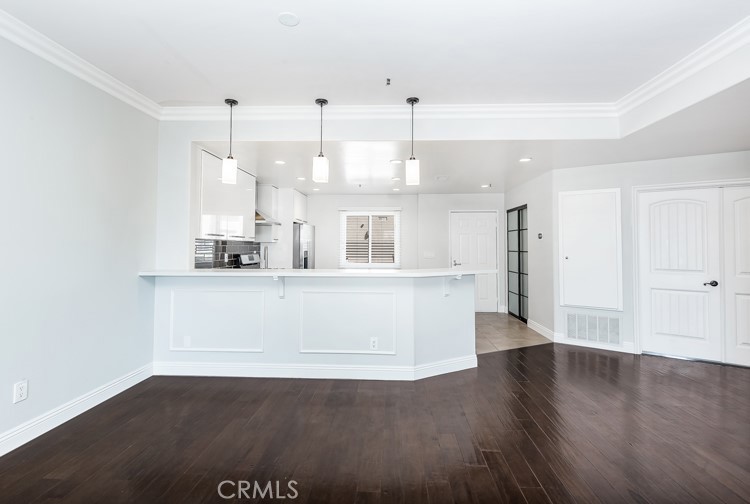 200 Pacific Coast Highway 422