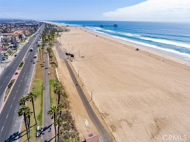 200 Pacific Coast HWY Unit: 422