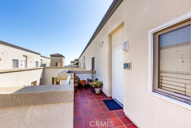 200 Pacific Coast HWY Unit: 422