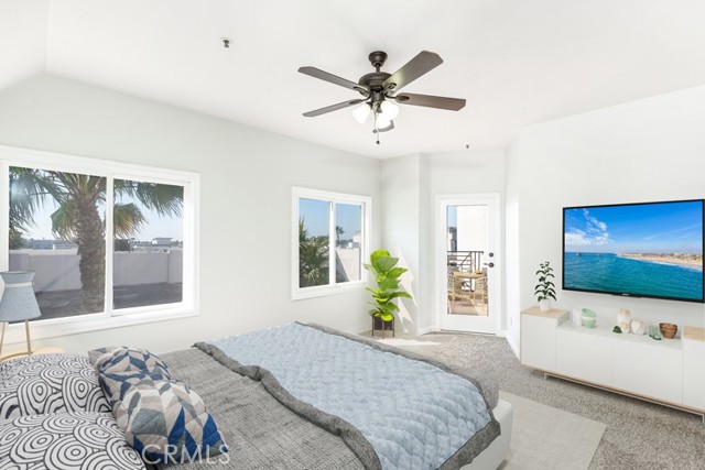 200 Pacific Coast HWY Unit: 422