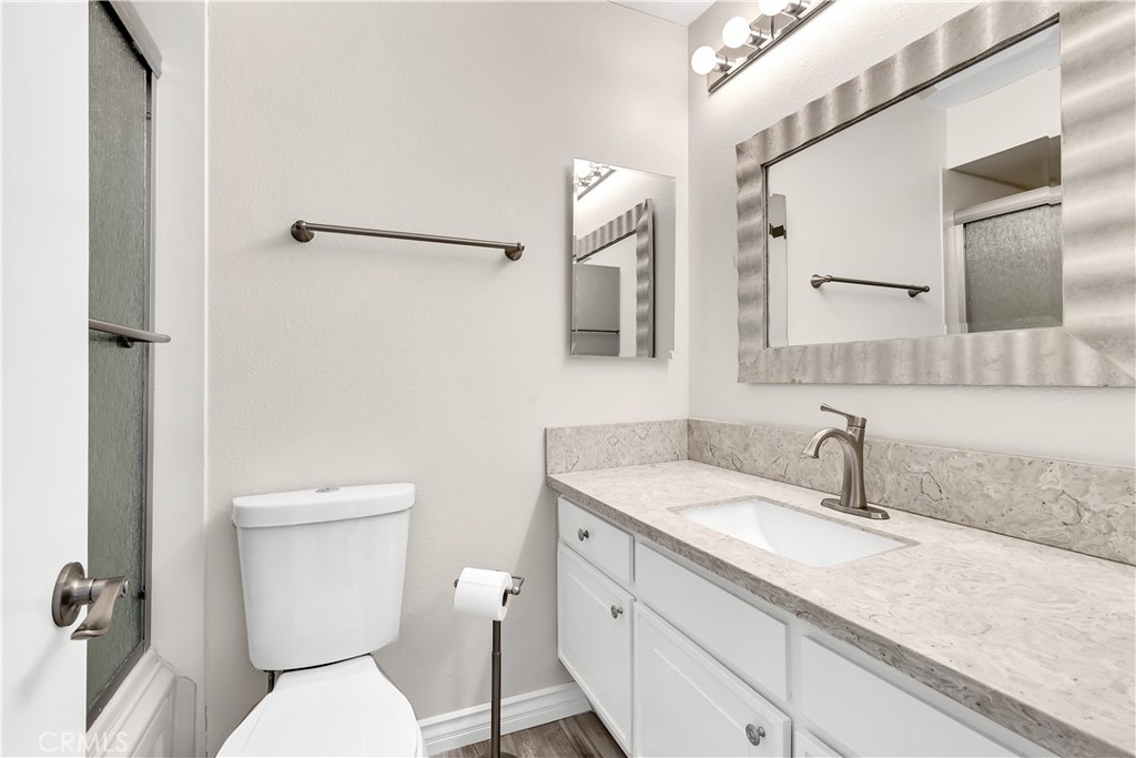 721 Calle Los Olivos