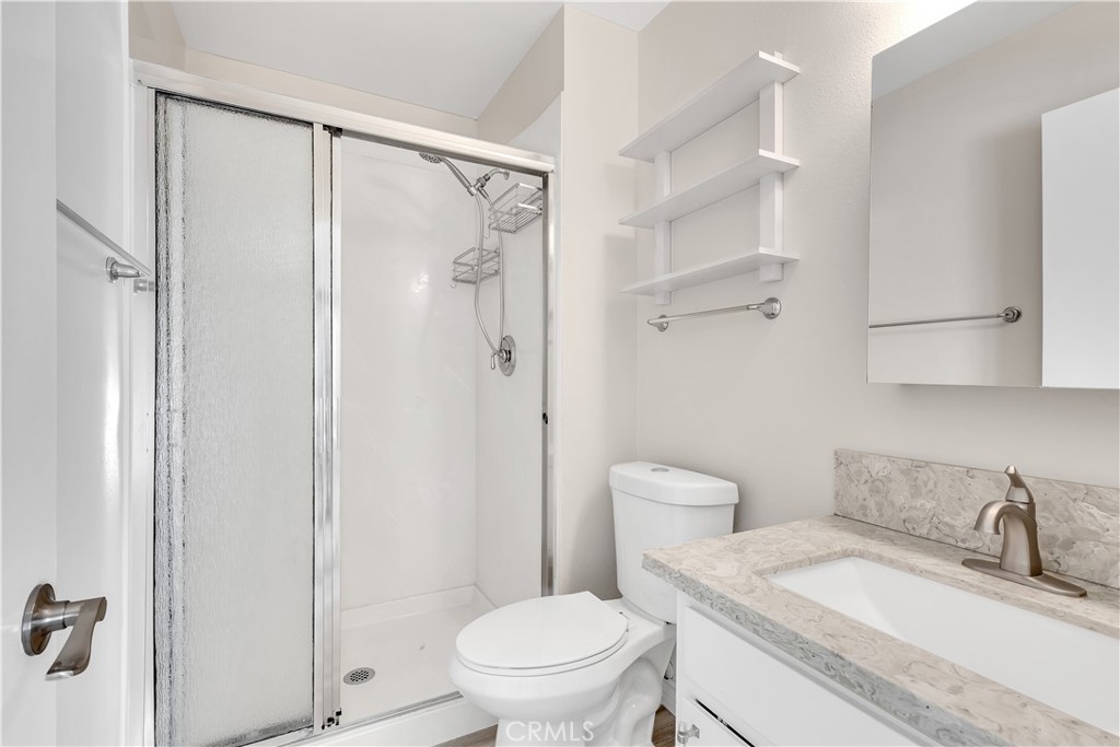 721 Calle Los Olivos