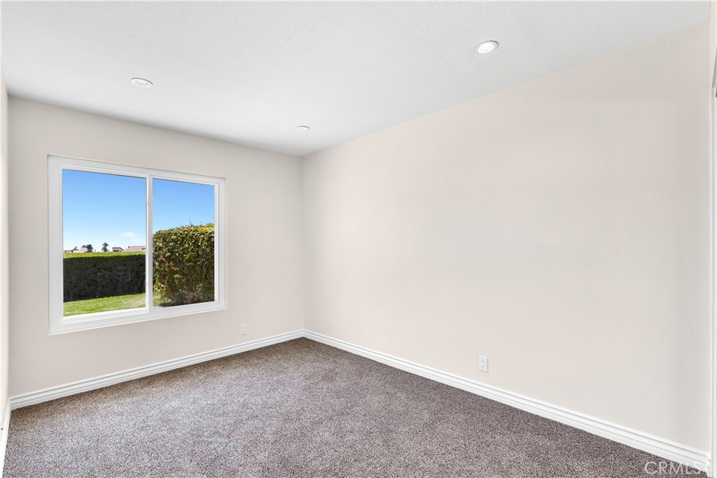 721 Calle Los Olivos