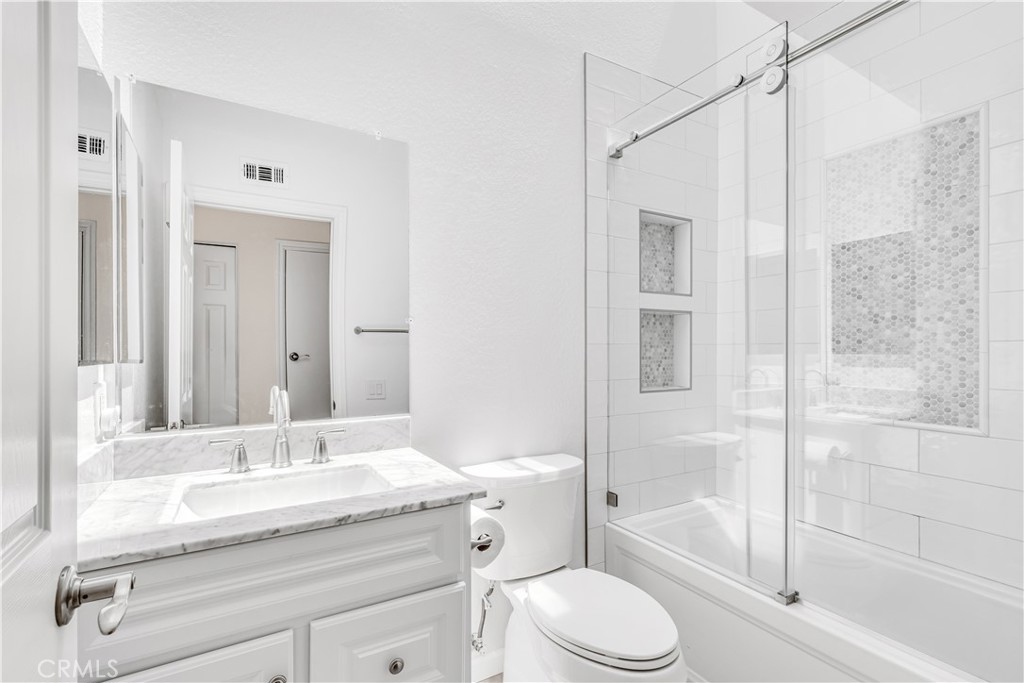 25594 Paseo La Vista 7