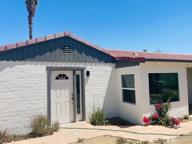 73882 Santa Rosa Way