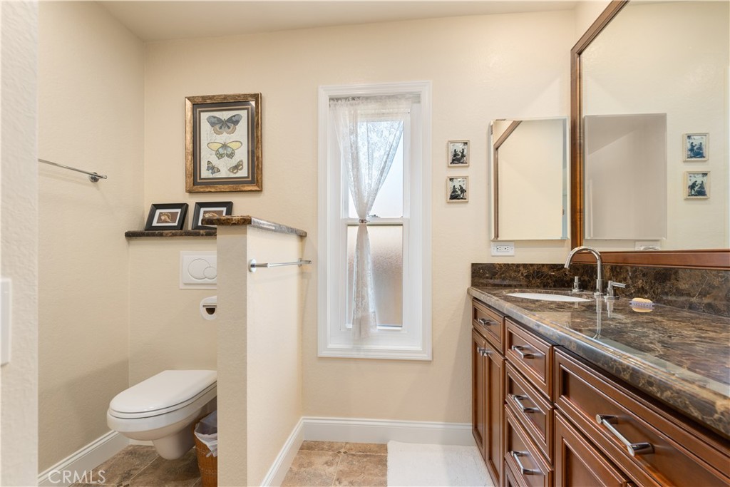 1106 Ridgecrest Circle