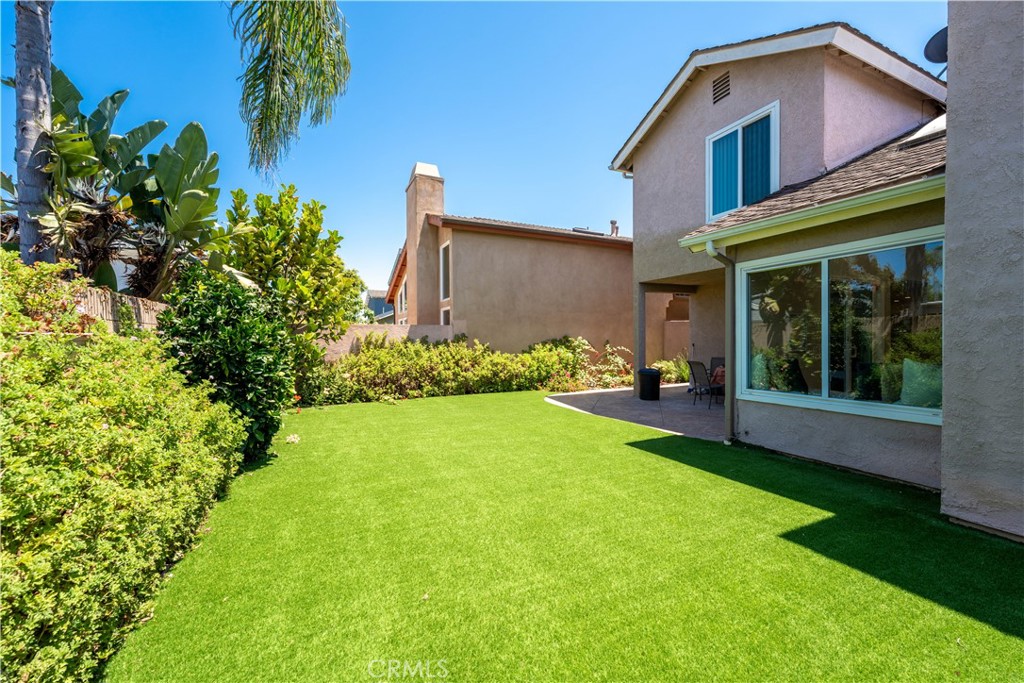 1106 Ridgecrest Circle