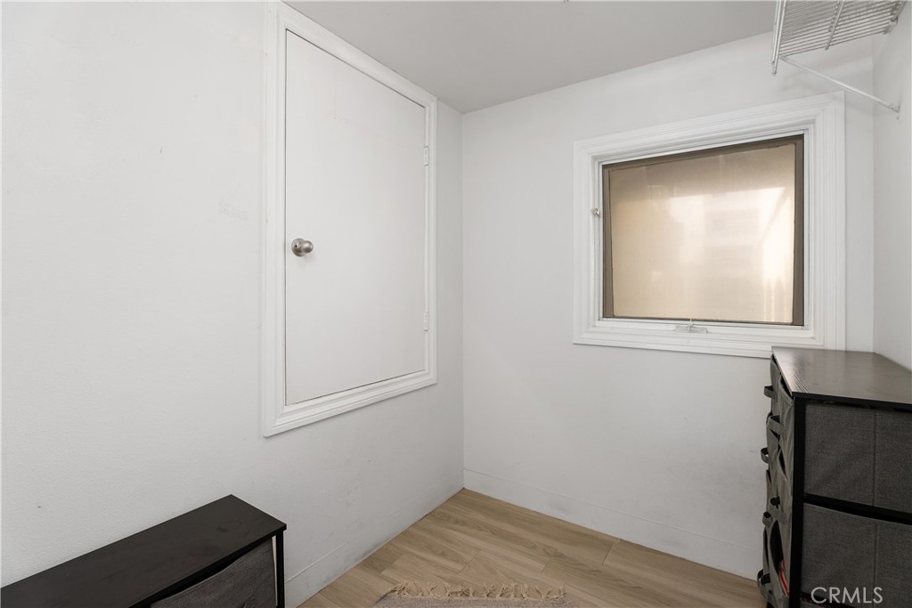 200 Pacific Coast Highway 106