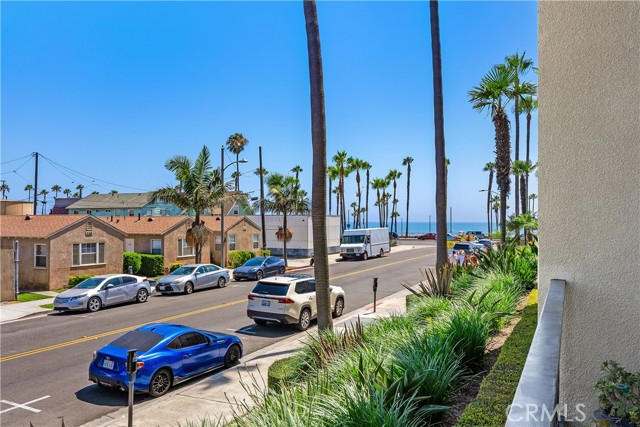 200 Pacific Coast HWY Unit: 106
