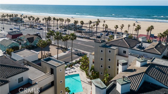 200 Pacific Coast HWY Unit: 106