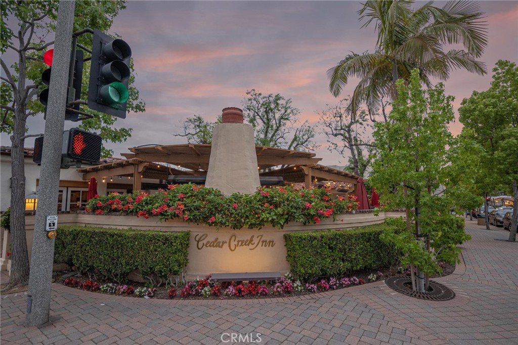 27389 Paseo Ravenna