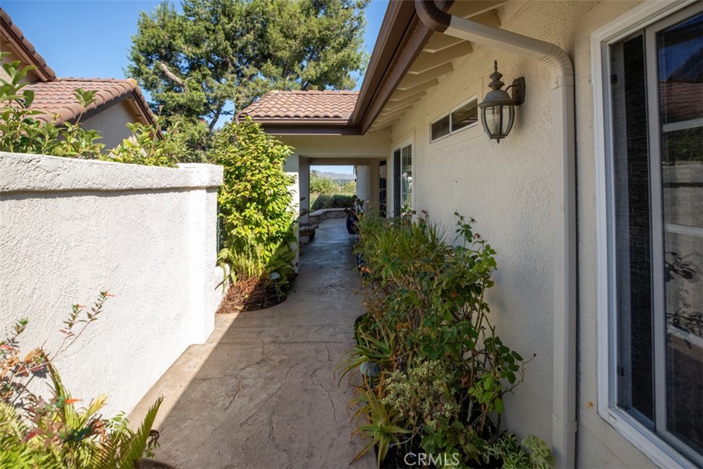 27389 Paseo Ravenna