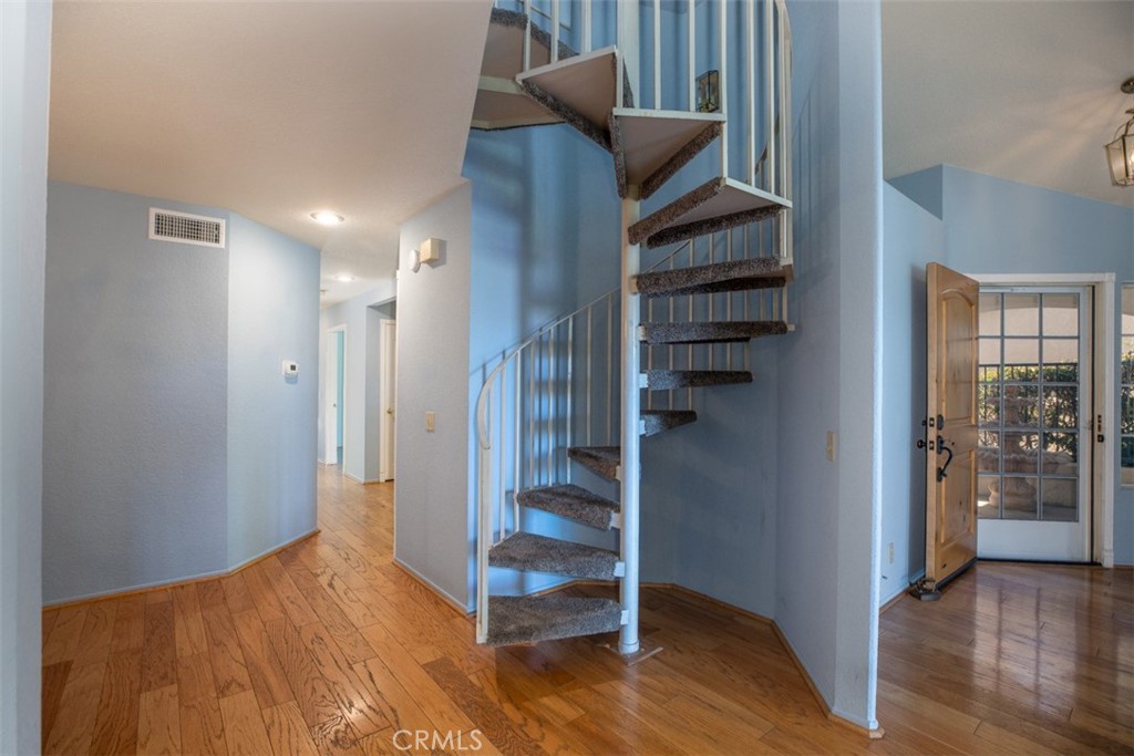 27389 Paseo Ravenna