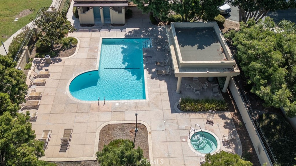 27389 Paseo Ravenna