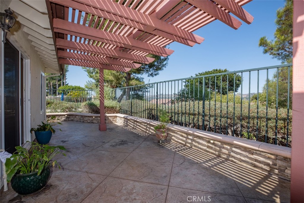 27389 Paseo Ravenna