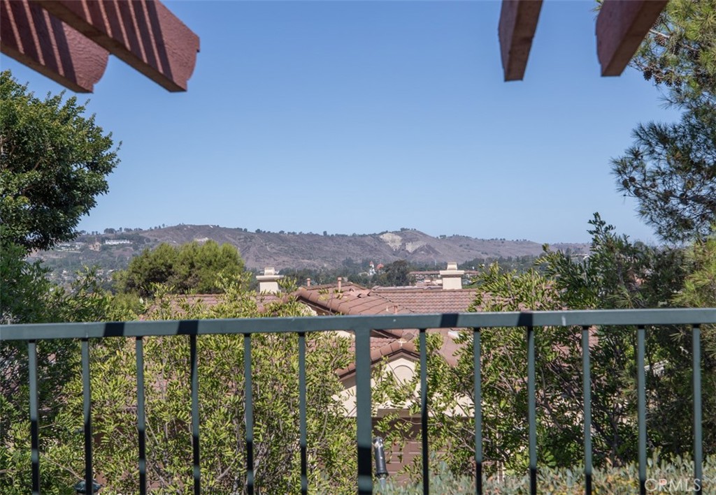 27389 Paseo Ravenna
