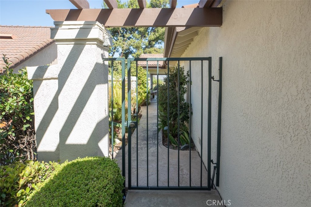 27389 Paseo Ravenna