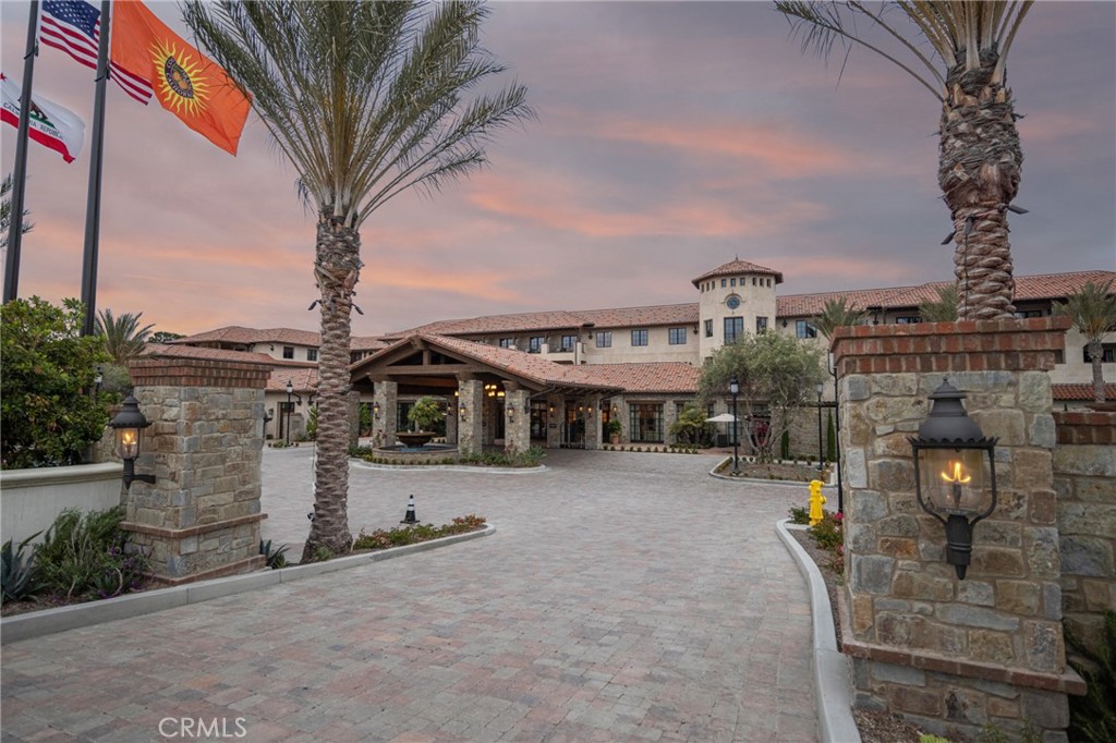 27389 Paseo Ravenna
