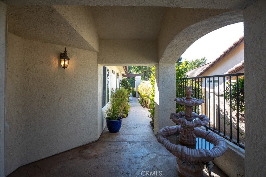 27389 Paseo Ravenna