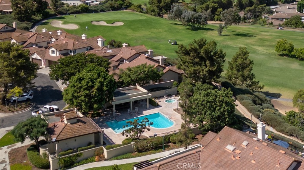 27389 Paseo Ravenna