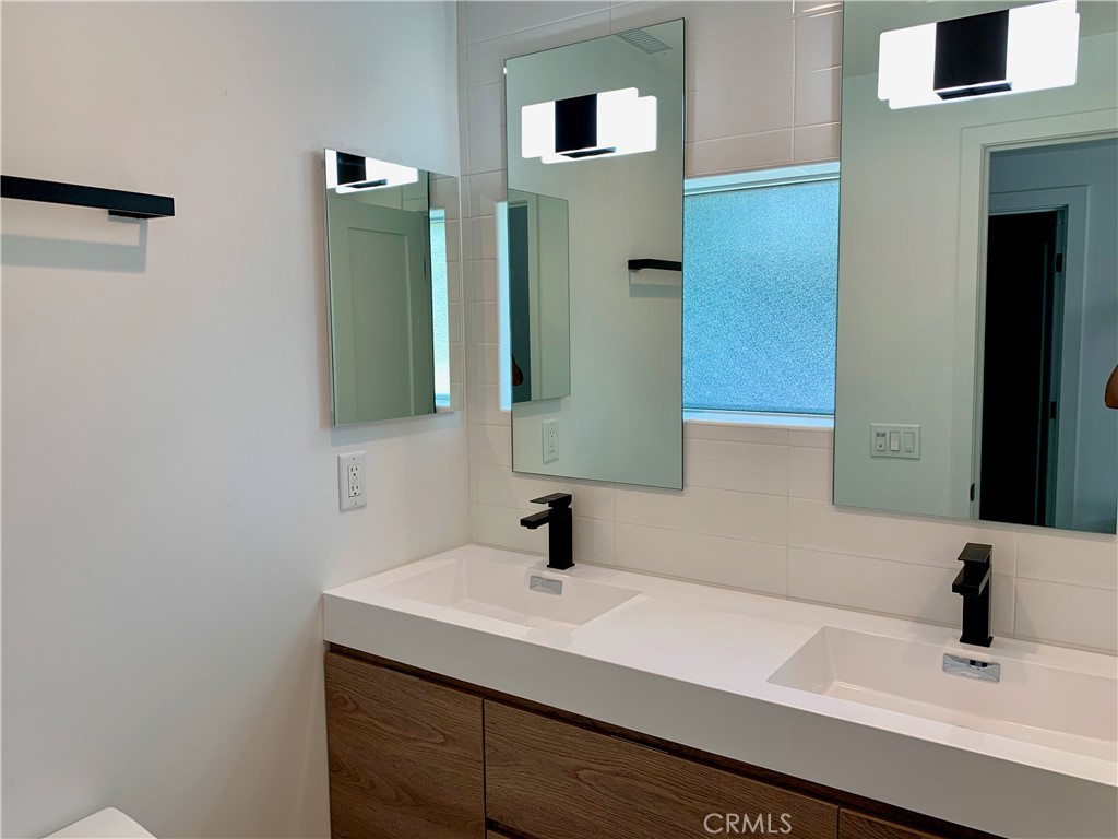 595 Saint Anns Drive