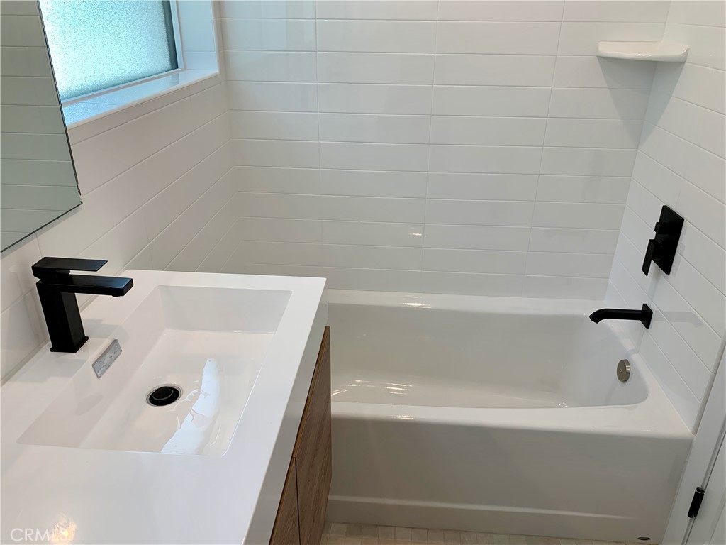 595 Saint Anns Drive