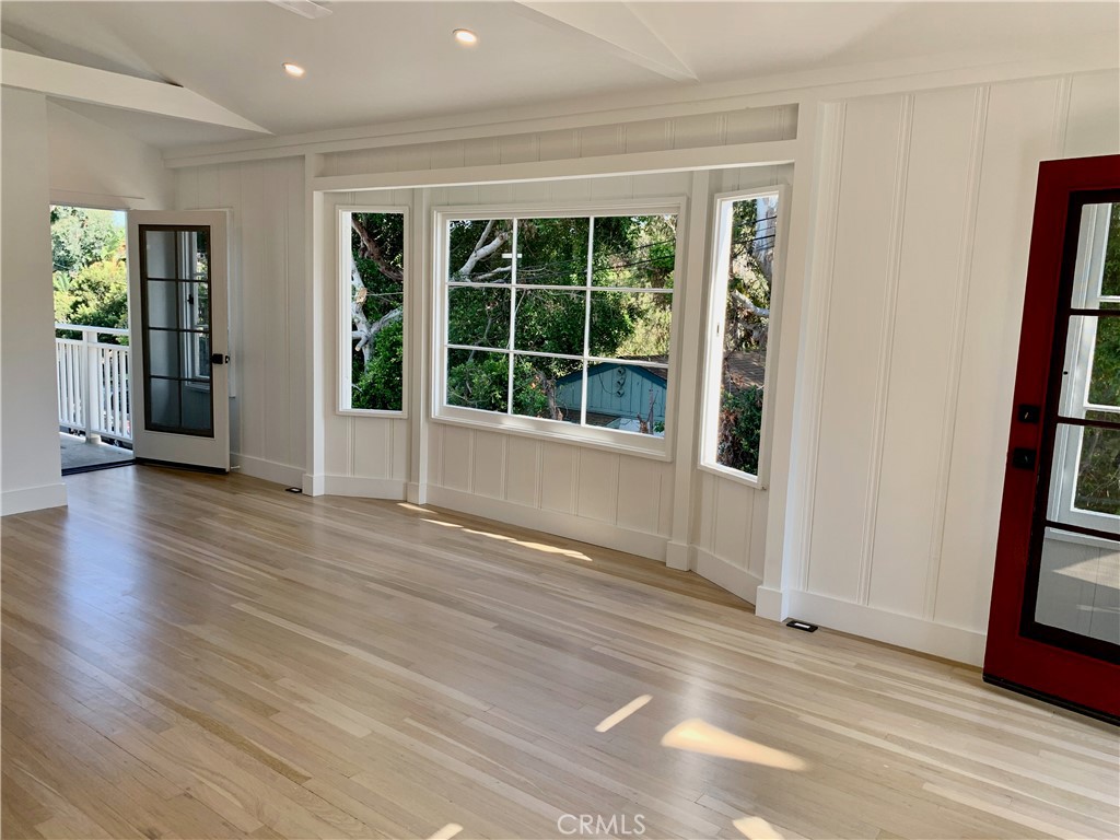 595 Saint Anns Drive